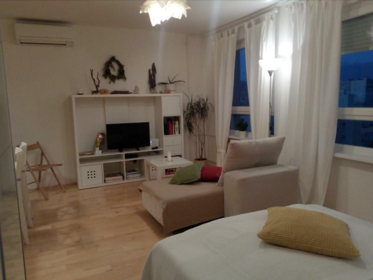 See U In Zagreb Apartment Eksteriør billede